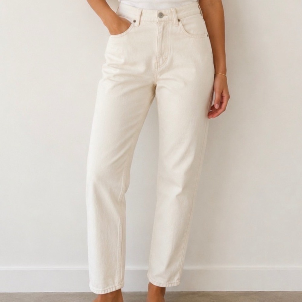 ZARA Womens High Waisted Mom Jeans Size 35" Size 14 Cream Straight Leg